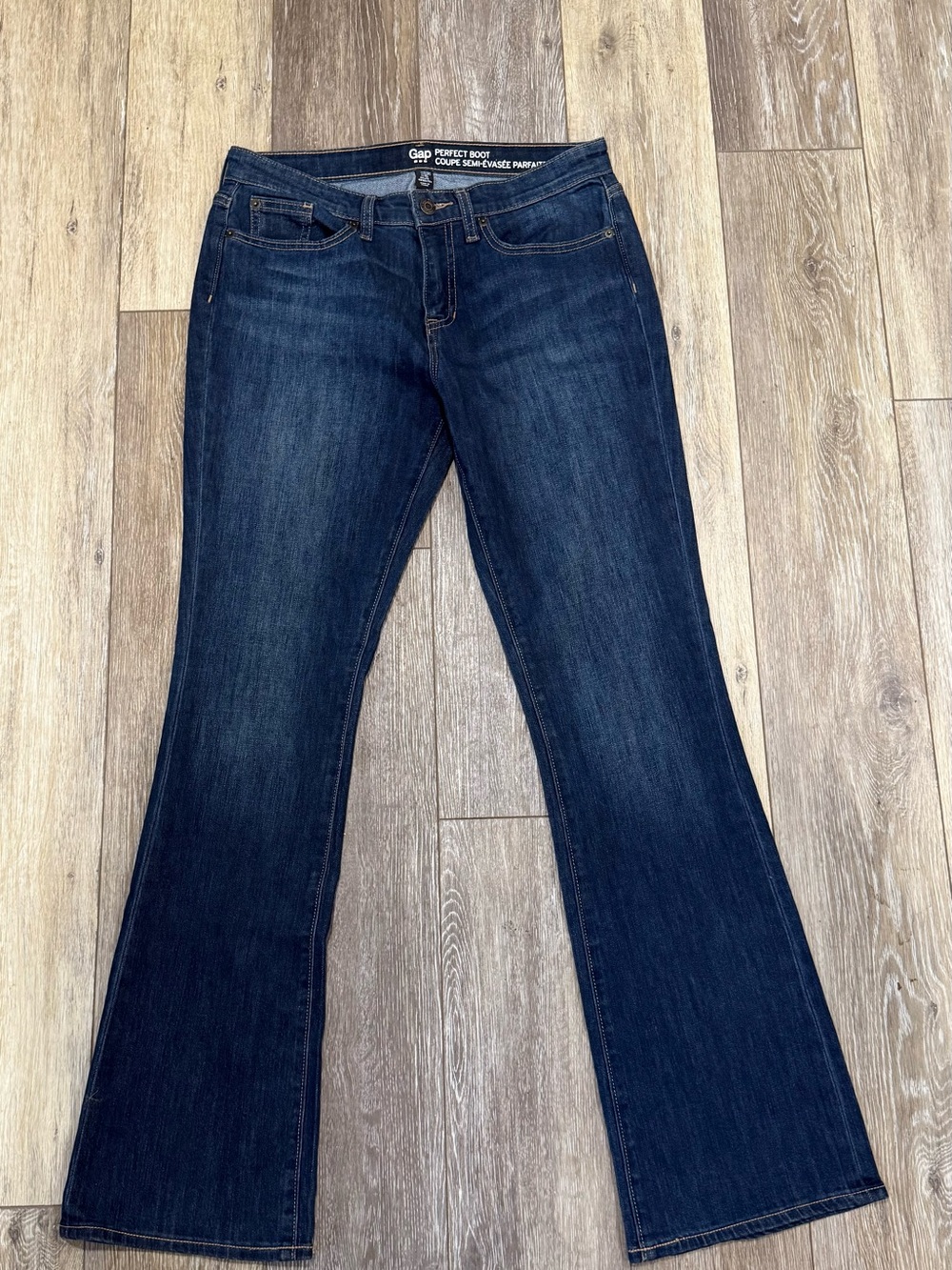 GAP Perfect Boot Dark Blue Flare Jeans - Women's